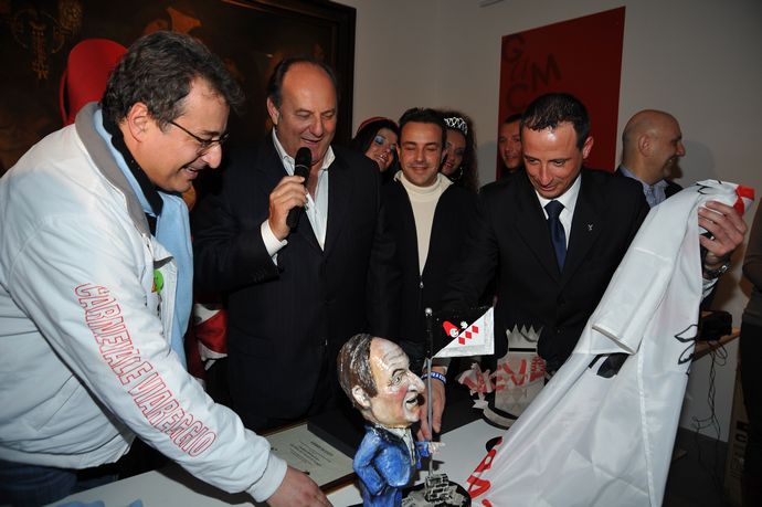 Ingrandisci la foto